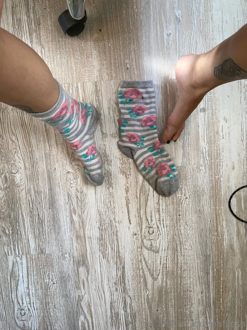 Any sock or feet lover on here let me know so i can send you something part 2 