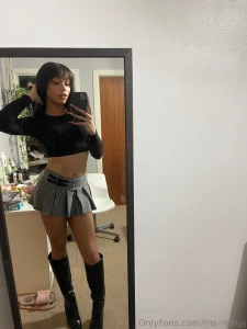 I can feel your eyes undressing me