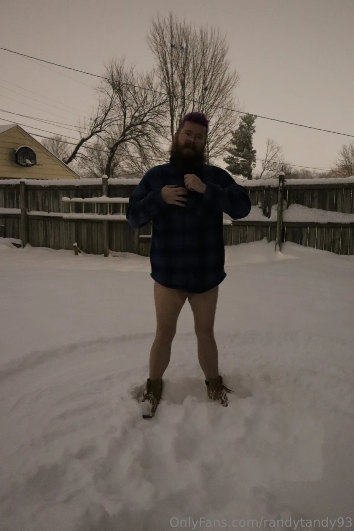 I decided to go try taking some different pics out in the backyard part 21 