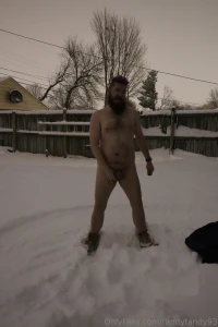 I decided to go try taking some different pics out in the backyard