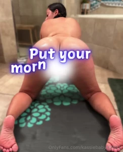 Good morning here s some good fat pussy rubbing just because your such