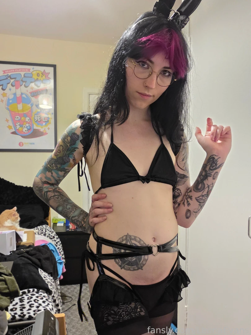 Trans mtf tattooed transgender transgirl transporn tgirl cute nerdy part 2 