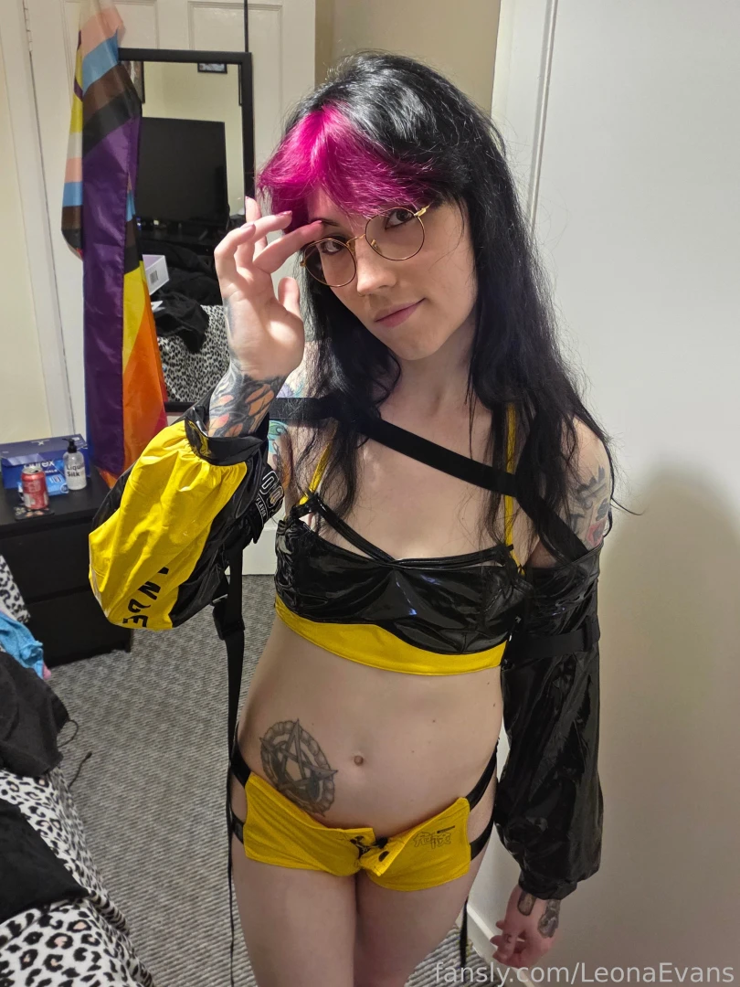 Cyberpunk vibes reminds me of rebeccas fit from edgerunners trans mtf part 2 