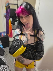 Cyberpunk vibes reminds me of rebeccas fit from edgerunners trans mtf part 1