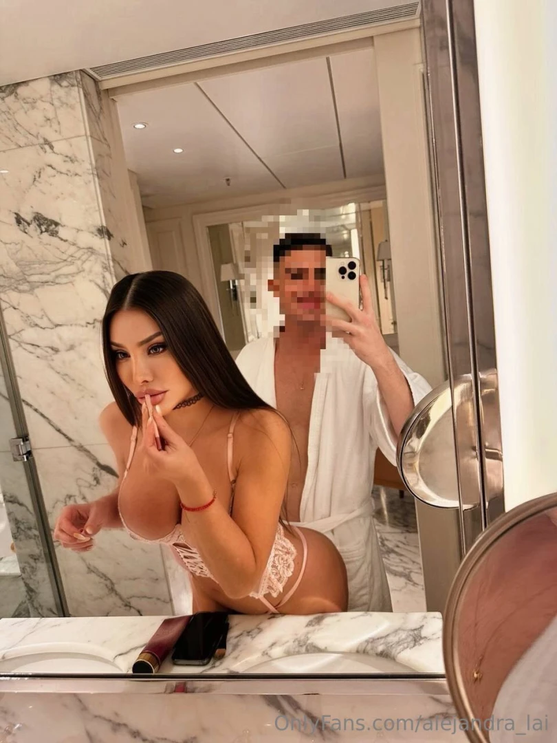 Prepar ndome para una chupadita mmm que rico papi 