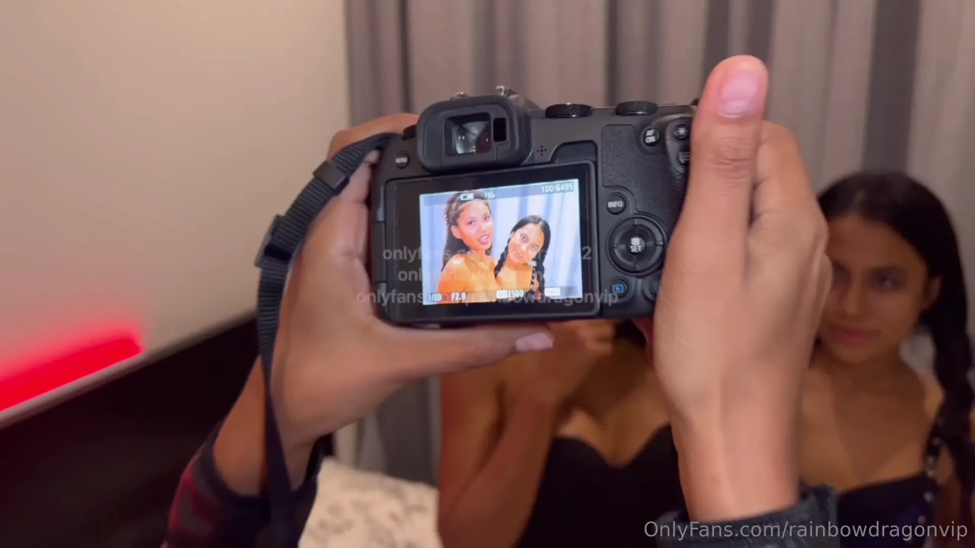 We film a video with toys we fk each other with butt plug and suck 