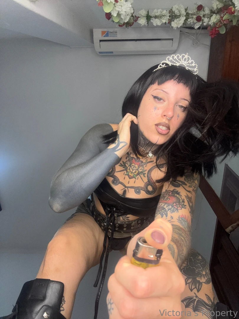 I bet you have never had the pleasure of being with a mistress like me 