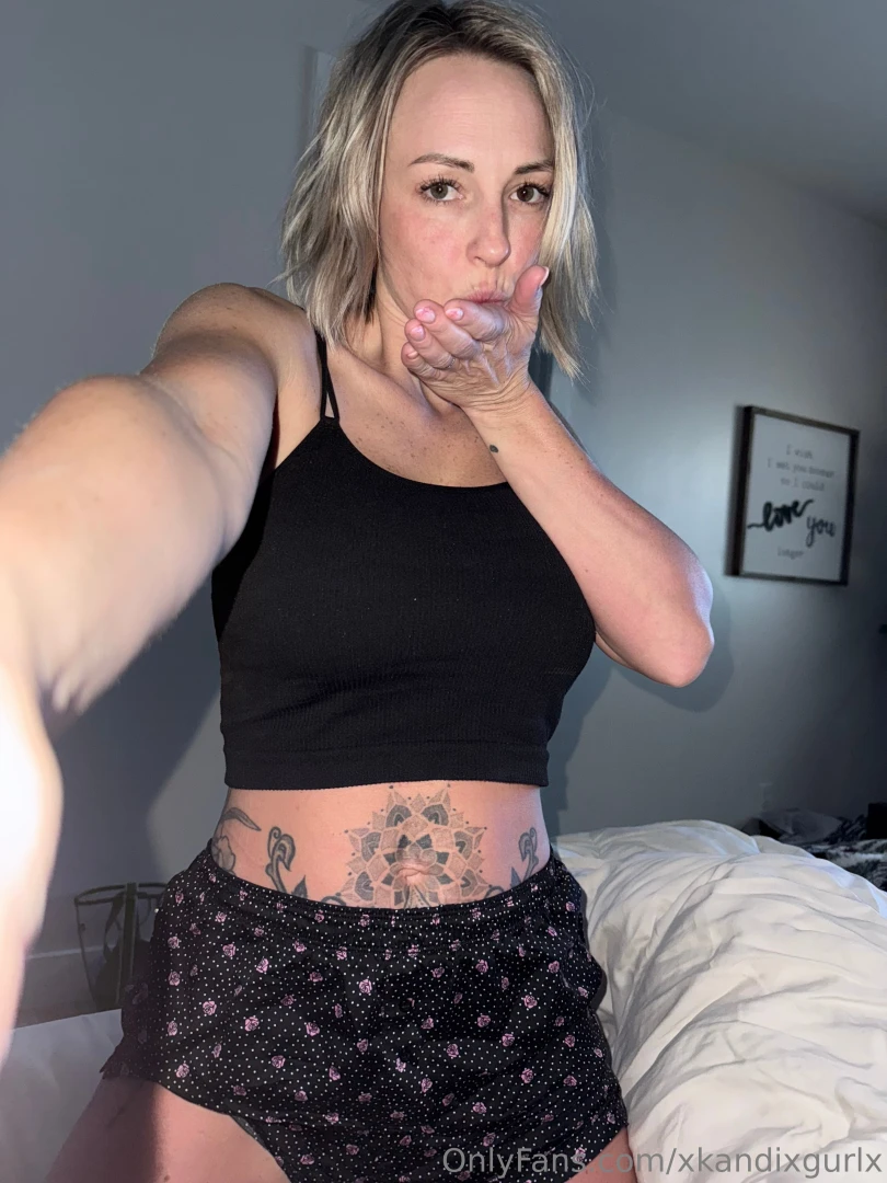 Hey guys i just added my amazon wishlist link go spoil your girl 