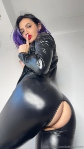 My big ass will take your breath away i know you ve never seen an ass