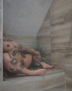 Is this how you re supposed to use a shower head part 3