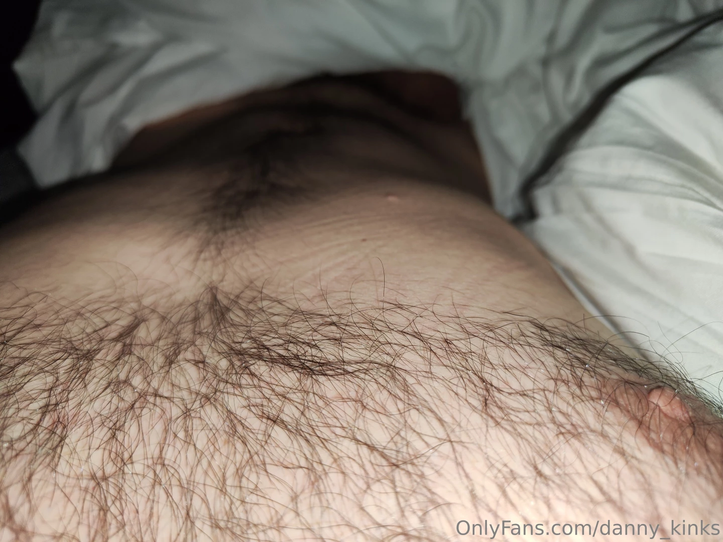 In bed alone who s joining i hope you got to see thr show last night part 1 