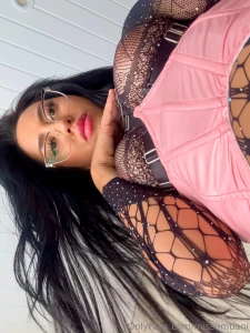 I only let you see a little bit you don t deserve the full view