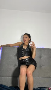 Omg that is the smallest dick that i ever see you think that that can