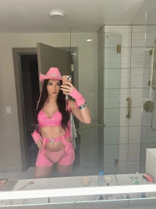 Can i be your wild cowgirl i can ride like a pro