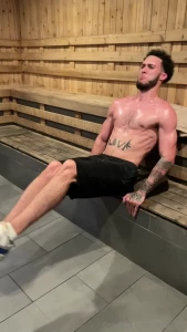 Who s down to workout with me person facetime wanna get fit