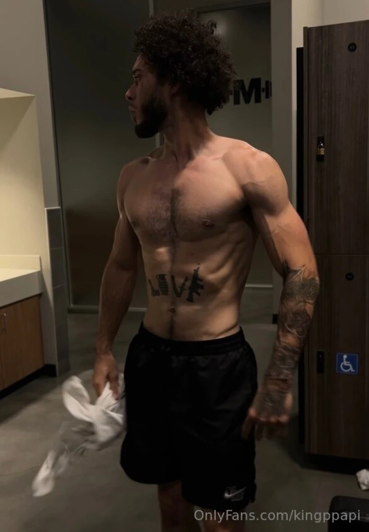 Want a taste of my abs 