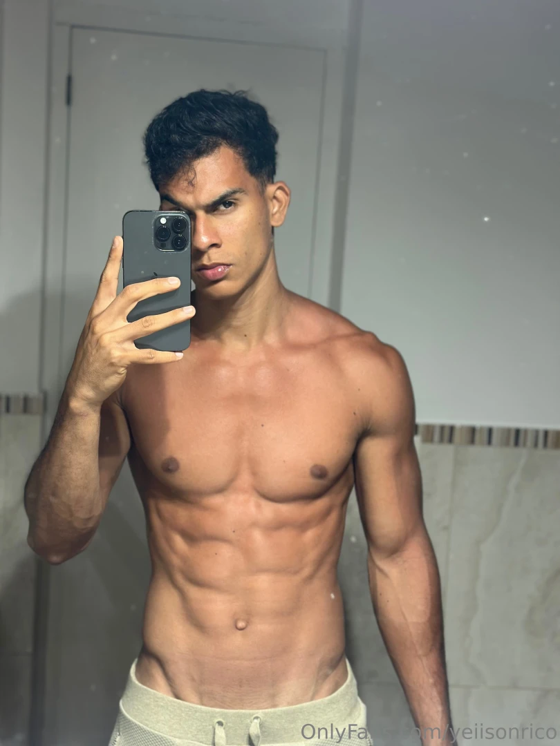 I m waiting for you with my skin ready and desire in silence but 