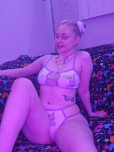 Bunnies with the blone