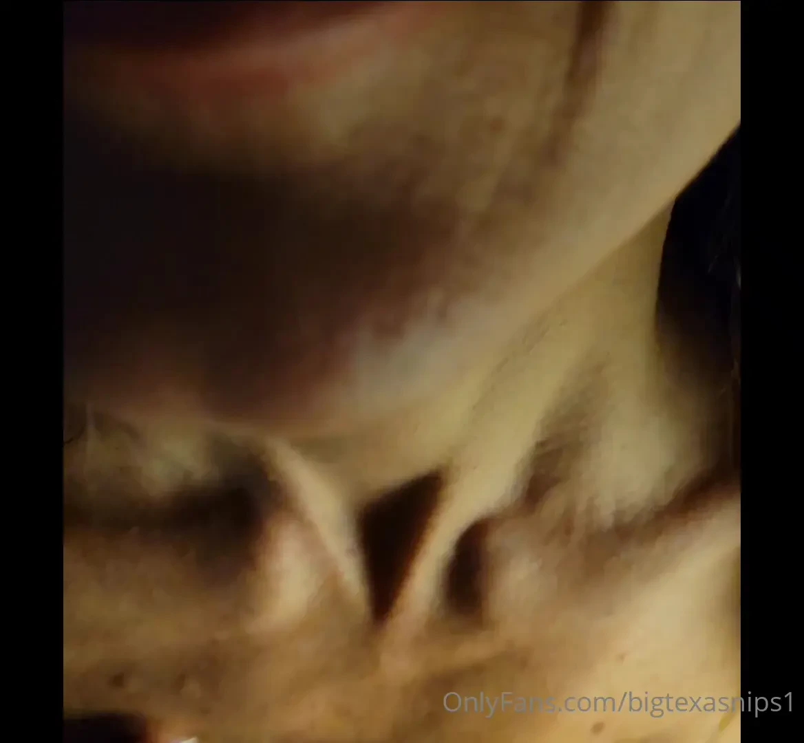 Im home from a girl s get together some more champagne 