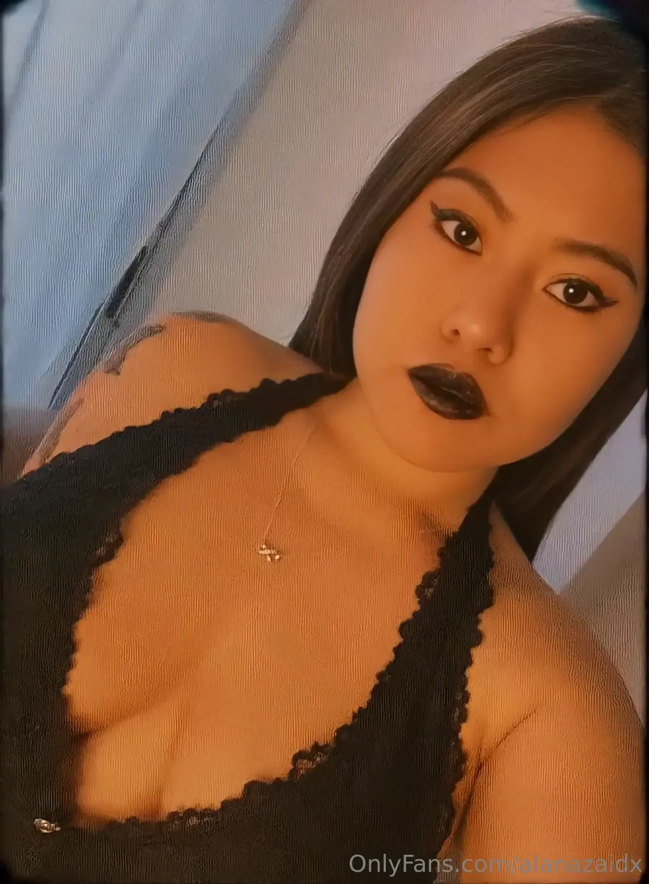 Can you feel the supremacy of this goddess 