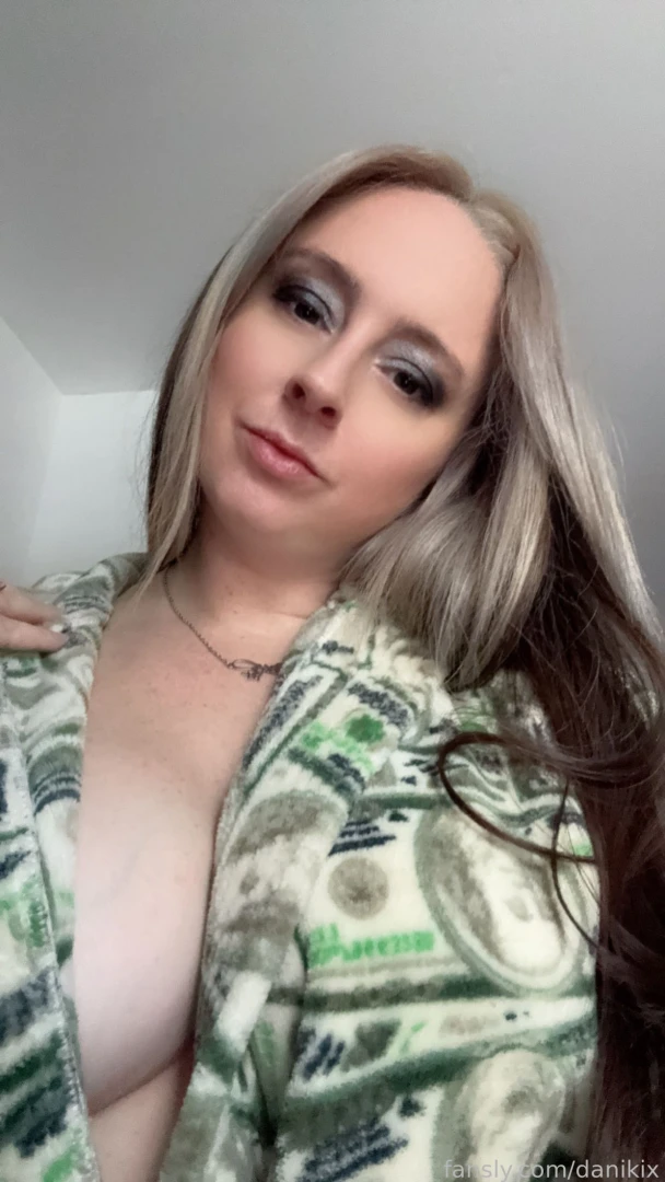Spoil me tattoos blonde spoilme domme switch money payme paypig part 1 