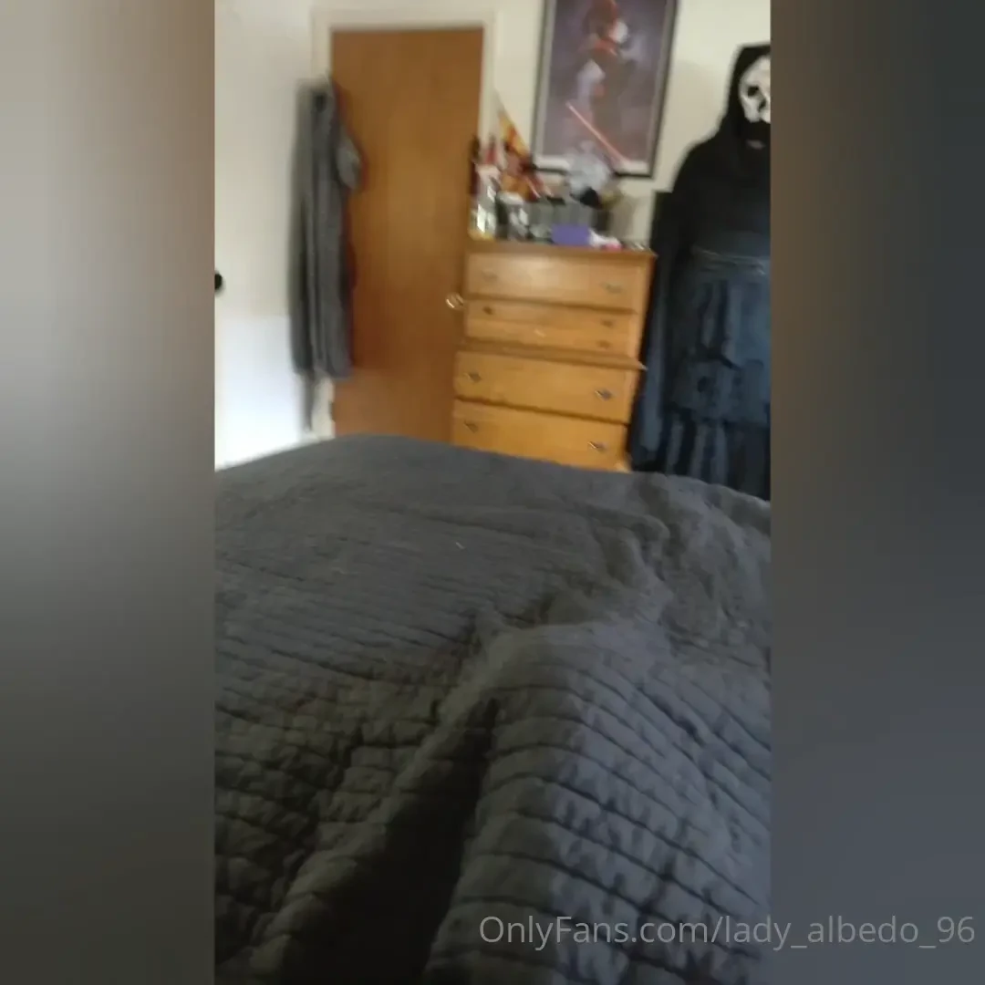 Want to see the opening teaser to the new boosette video coming out 