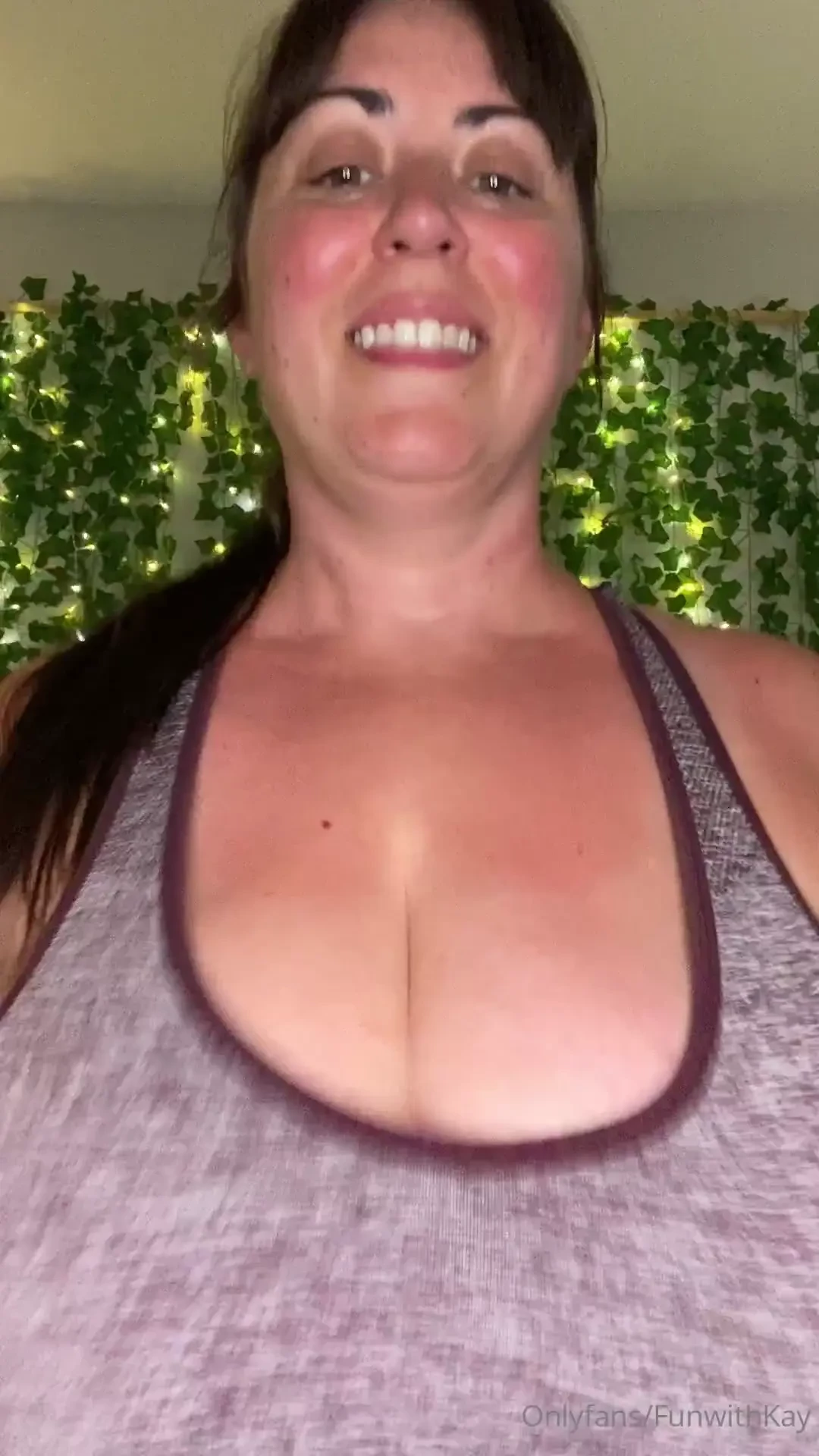 Sports bras totally useless things for my big titties 