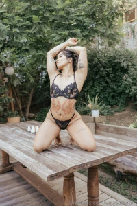 Let me be your work distraction