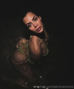 Merry christmas let s spoil each other