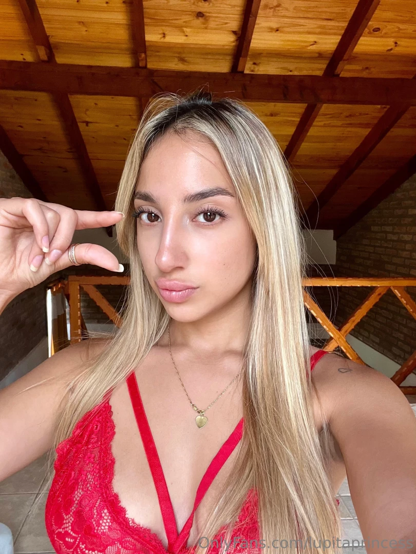 That tiny little shrimp is ready to be humiliated 