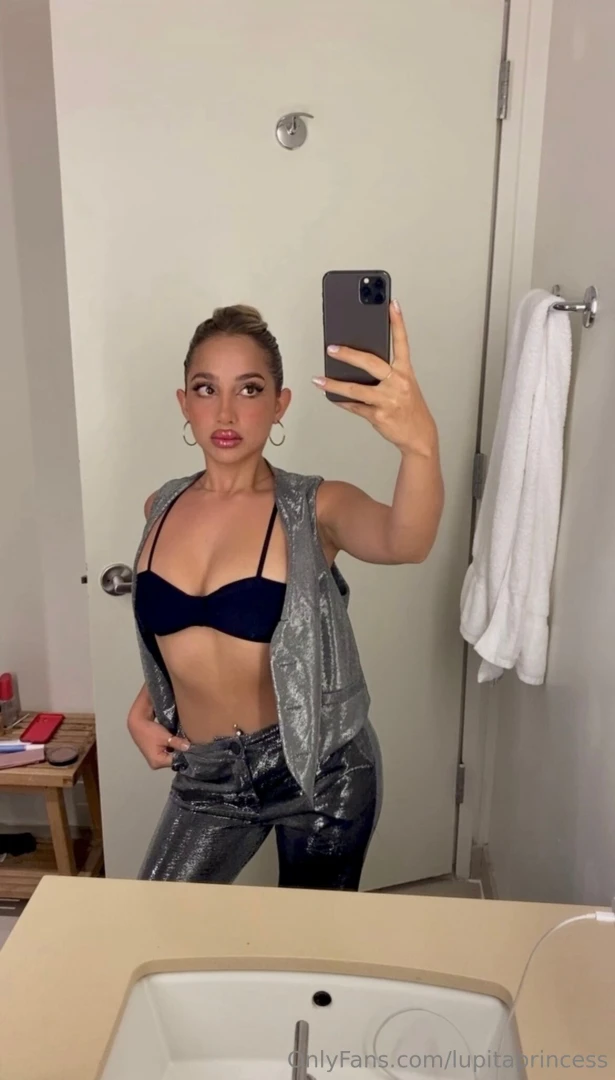 Happy new years naughtiez 