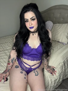 Your fav goth mommy goth mommy