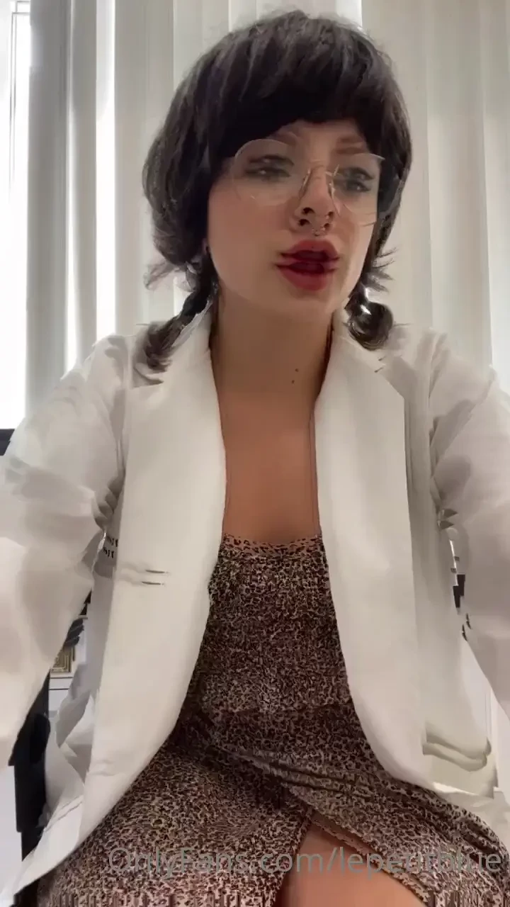 Ayer me acorde de ustedes mientras estaba en el laboratorio y casi me 