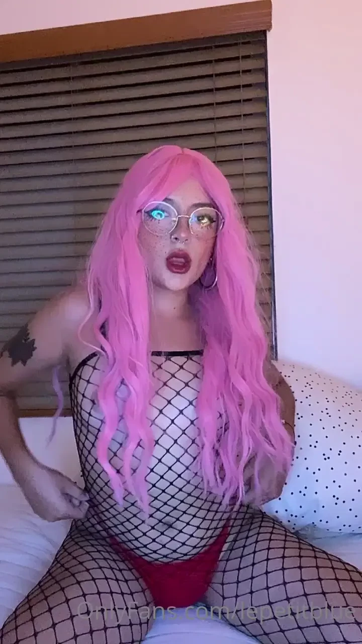 Buenos d as mis amores cu dense de los d as que andan bien calientes 