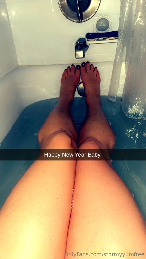 Happy new year baby 2025 may your next year be an elevated one xoxo 