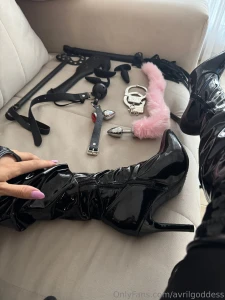 Happy valentine cuckie here they are two versions choose the one that