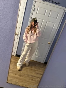 Happy monday babes dm for all your custom request