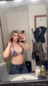 Who wants to see them message me