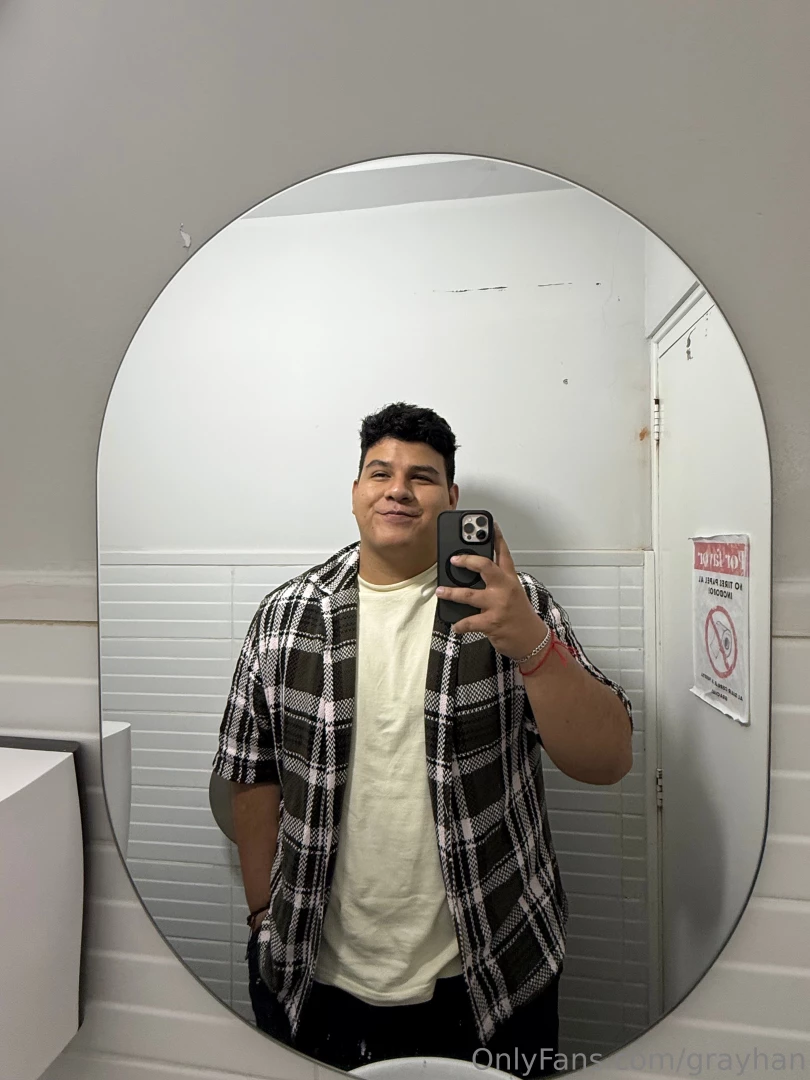 He dejado un peque o regalo en tu privado disfr talo 