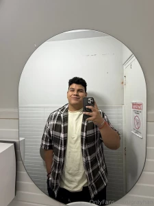 He dejado un peque o regalo en tu privado disfr talo