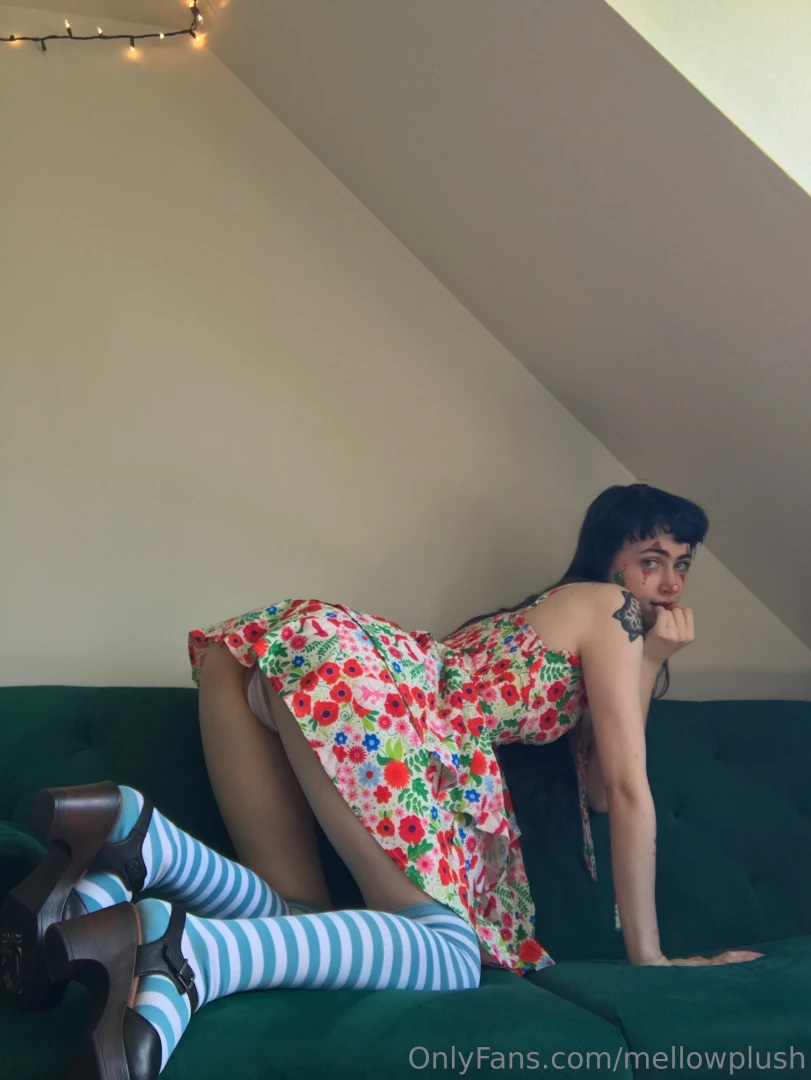 Colorful chaos striped thighs and clown kisses on demand part 1 