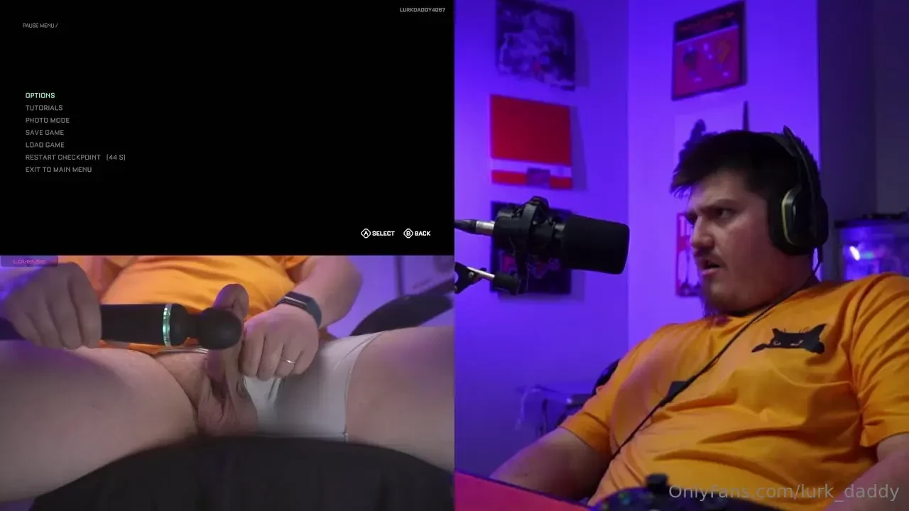 Chat is getting so good at making me bust in the middle of stream p 