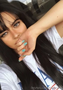 Go ahead beta boy hurt your bank account for my attention