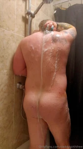 Let me be your sneaky link i can be very discreet https onlyfans com