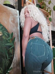 Because ya ll never see me in clothes lmaoooooo you like part 1