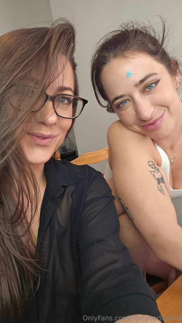 Streaming live with dulievre on nortynorthener cammodels com 