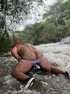Que rico recibir verga al aire libre part 1