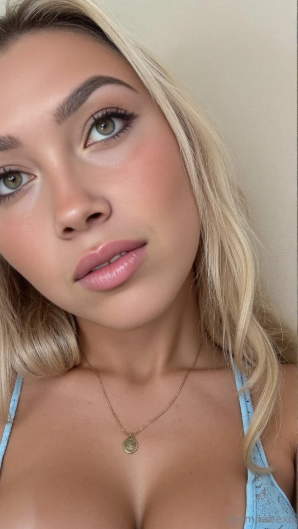 This angle was made to make u fall in love 