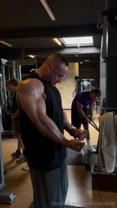 For everyone who would like to see something from the gym looks good