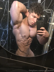 Ill drop a flexing video today part 2